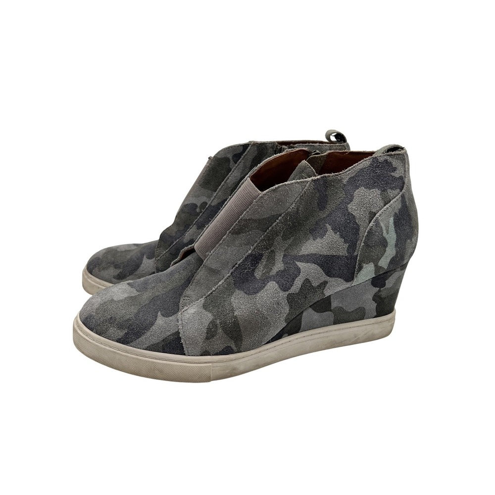 L. Paolo Shoes Womens Size 7 Medium Gray Camo Suede Slip On Wedge Booties Casual